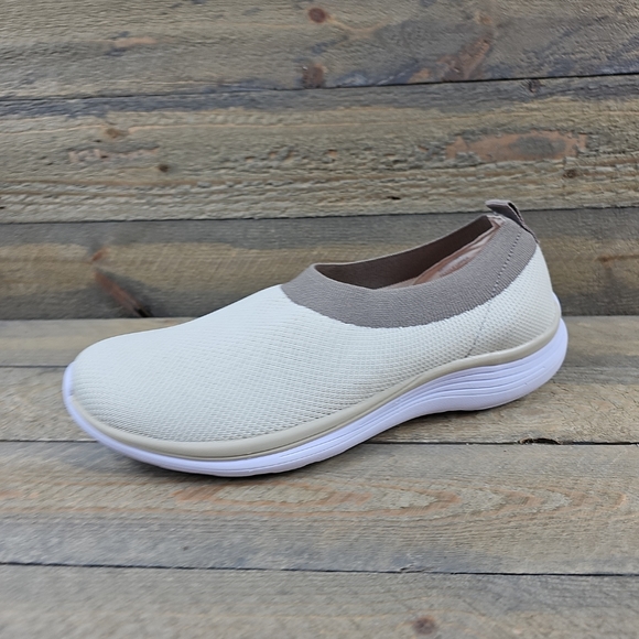 Easy Spirit e360 Women's Slip-On Shoes Ulta Lightweight Beige/Brown NEW - Picture 3 of 11